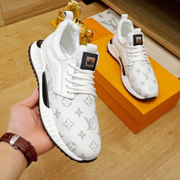 Three-color stitching casual sneakers - Image 3