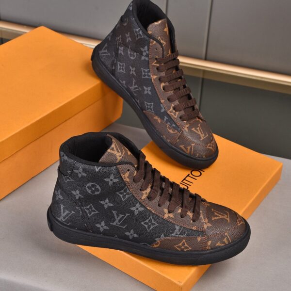 Trendy Pattern Leather High-top Shoes - Image 3