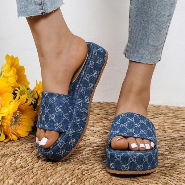 New letter outerwear thick sole sandal PD042509 - Image 3